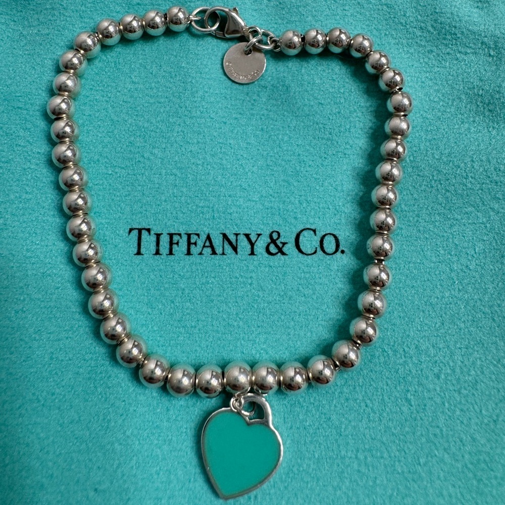 Tiffany & Co Blue® Heart Tag Bead Bracelet
in Silver, 4 mm